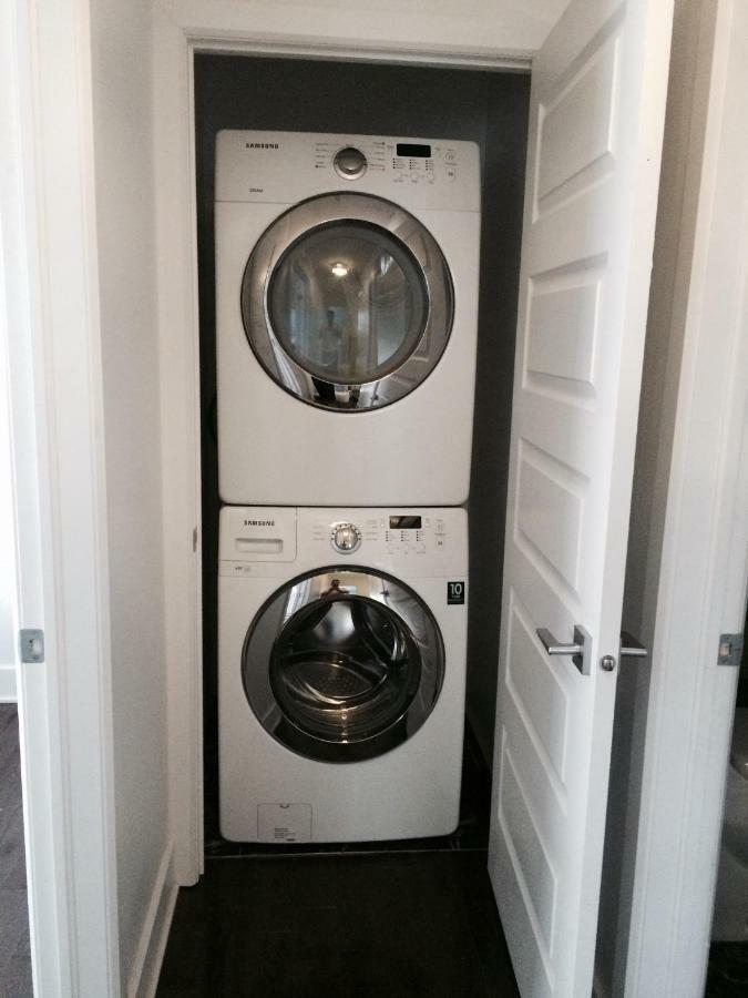 Luxury Two Story Villa Unit A 라발 외부 사진