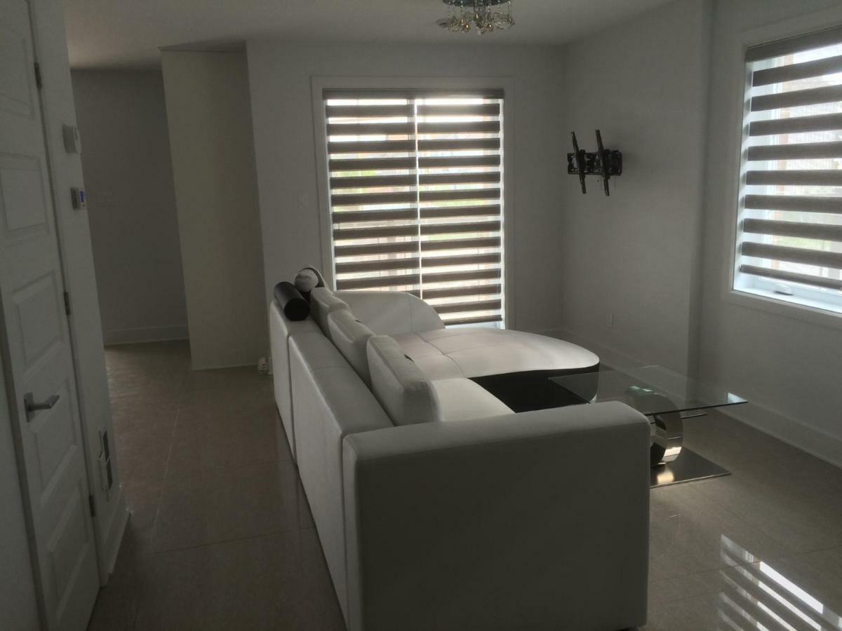 Luxury Two Story Villa Unit A 라발 외부 사진